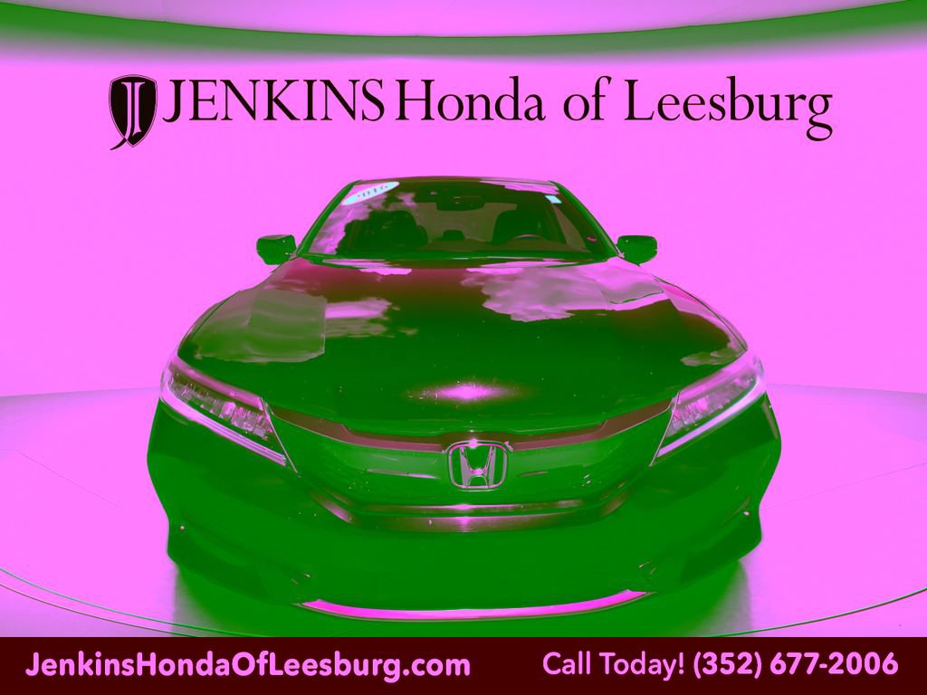 Used 2016 Honda Accord Touring image 8
