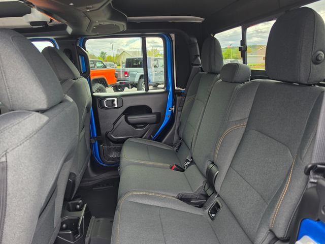 New 2026 Jeep Gladiator Sport AWD/4WD image 9