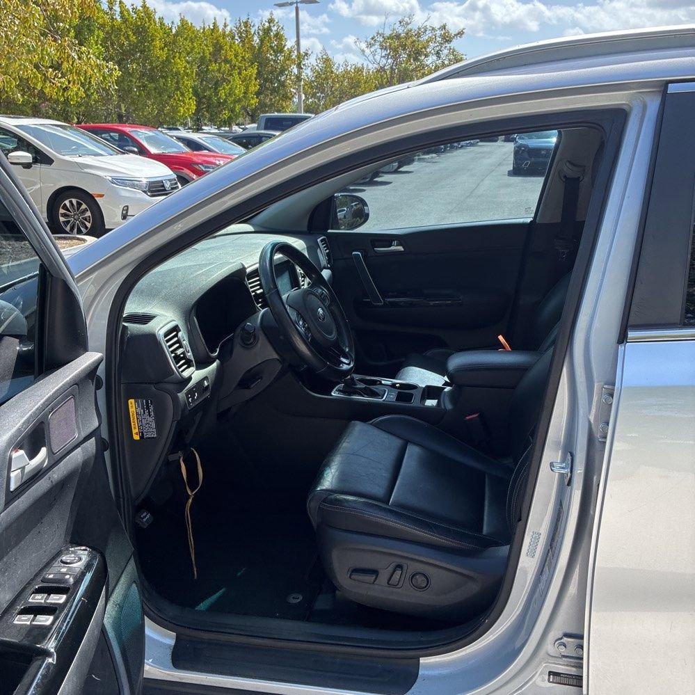 Used 2019 Kia Sportage EX image 10