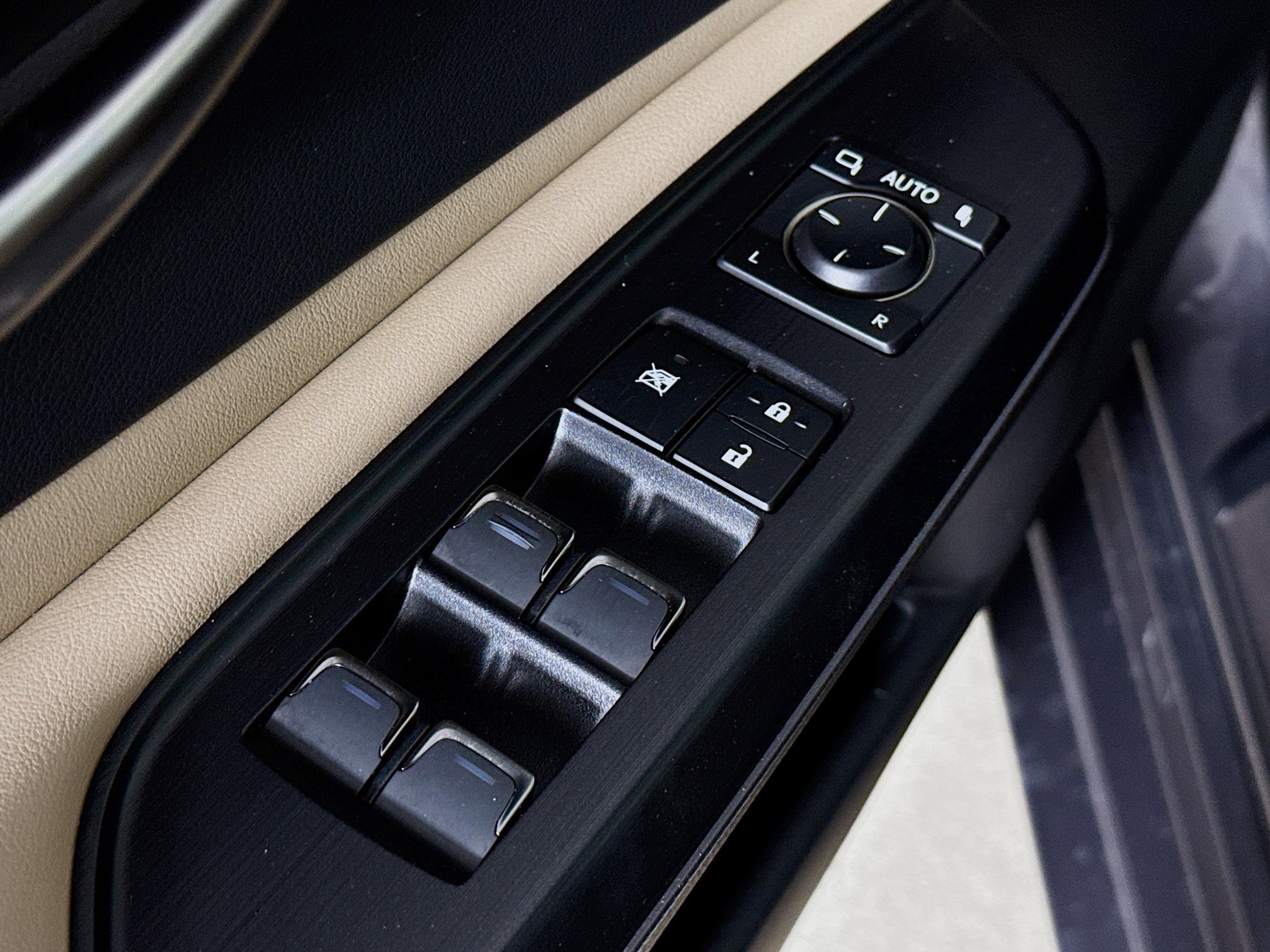 Used 2021 Lexus ES 350 w/ Premium Package image 20