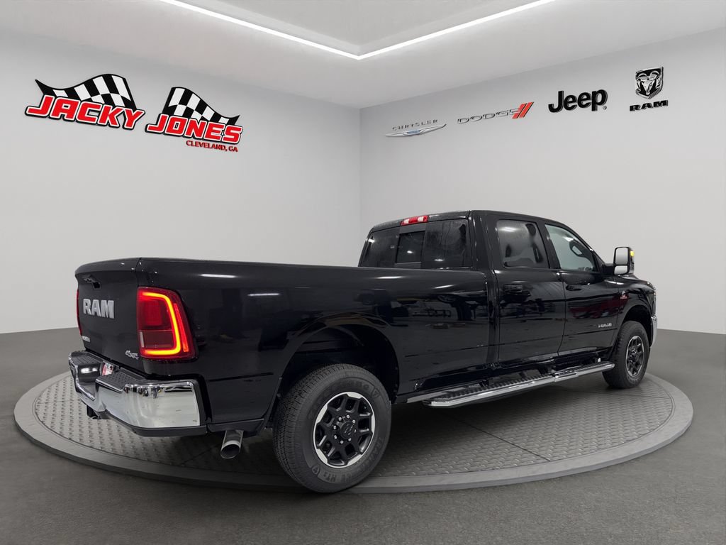 New 2025 RAM 2500 Laramie AWD/4WD image 10