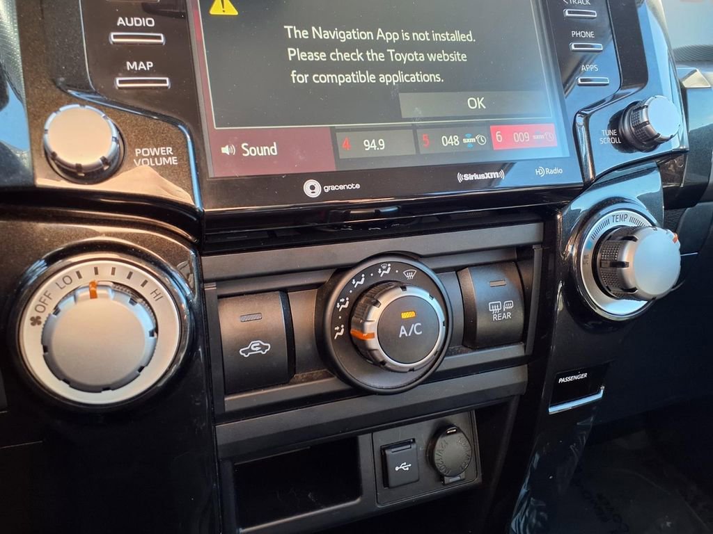 Used 2024 Toyota 4Runner TRD Off-Road image 11