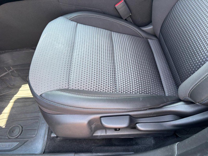 Used 2024 Chevrolet Trax LT w/ Driver Confidence Package FWD image 15