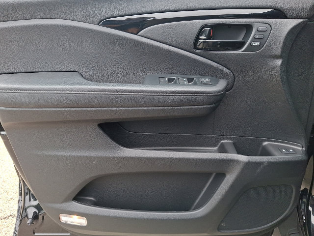 Certified 2023 Honda Passport Elite image 12