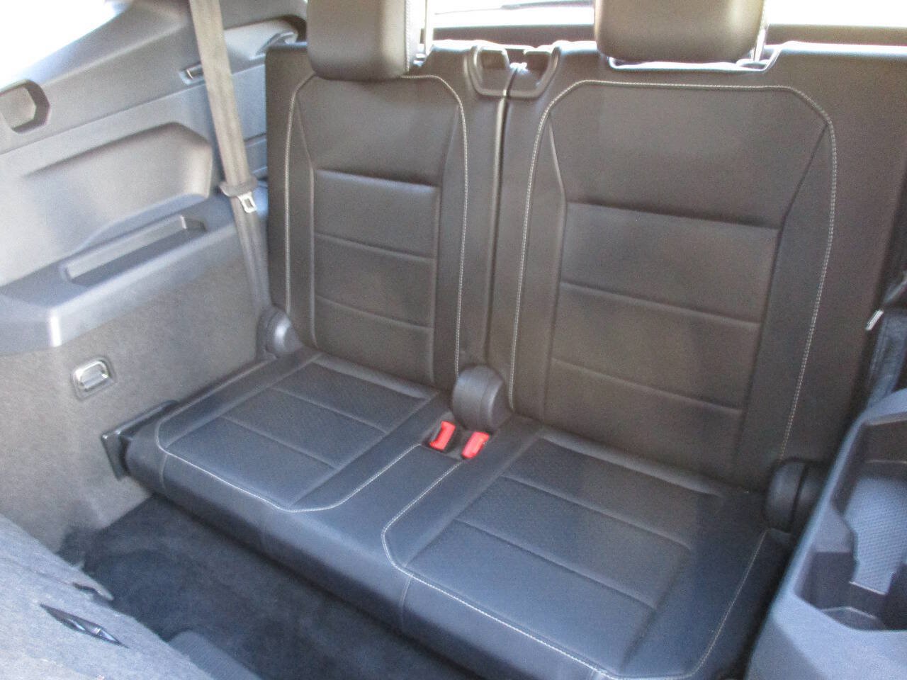 Used 2021 Volkswagen Tiguan SE R-Line FWD image 22