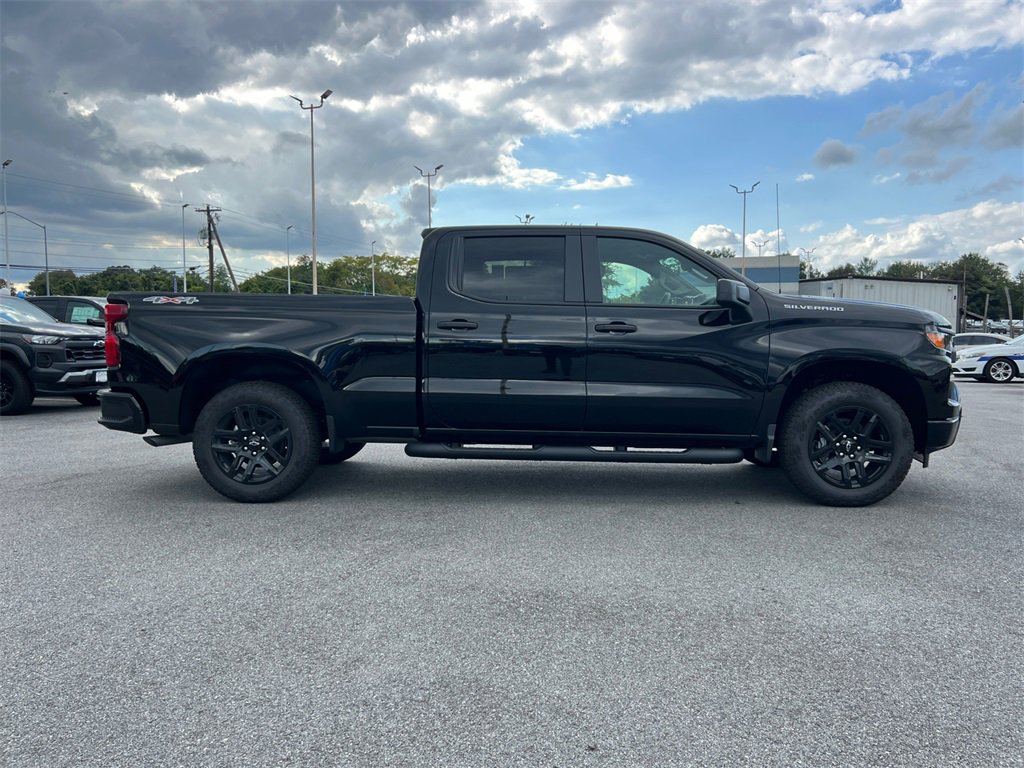 New 2026 Chevrolet Silverado 1500 Custom w/ Turbomax Blackout Package image 3