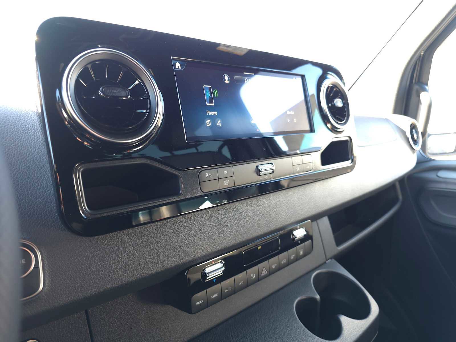 New 2025 Mercedes-Benz Sprinter 2500 image 26