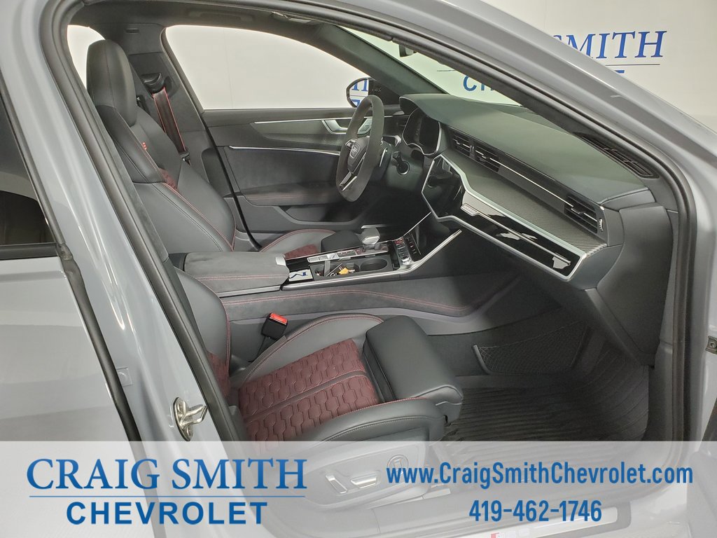 Used 2025 Audi RS 6 performance image 44