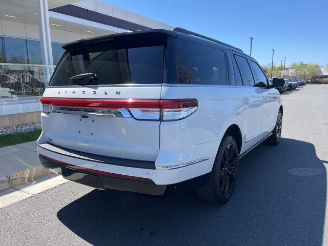 Certified 2023 Lincoln Navigator L Black Label AWD/4WD image 9