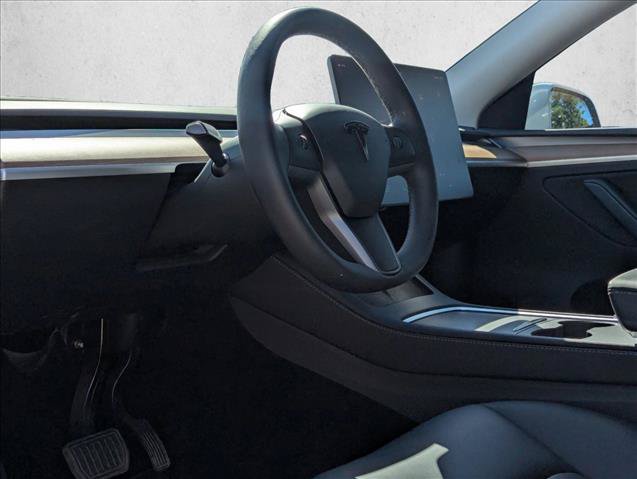 Used 2024 Tesla Model Y Long Range AWD/4WD image 10