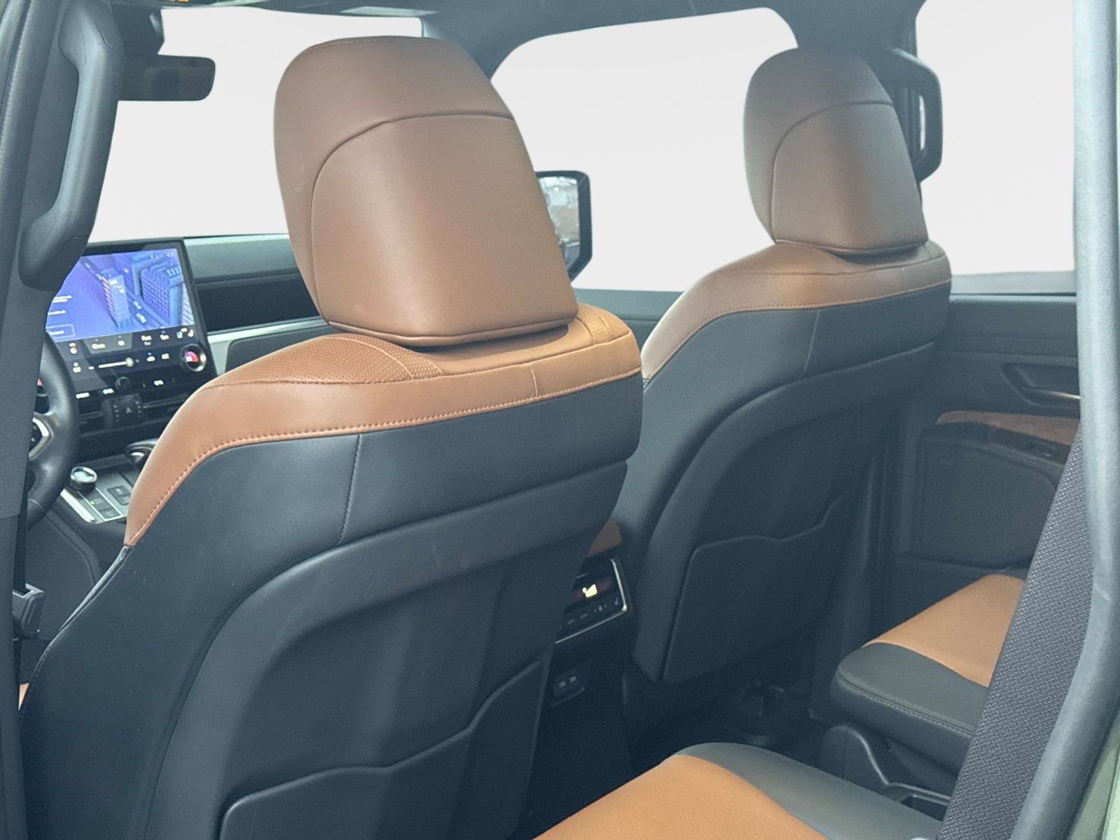 Used 2024 Lexus GX 550 image 10