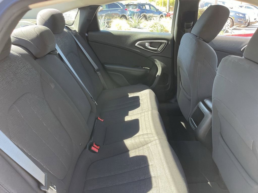 Used 2015 Chrysler 200 Limited FWD image 14