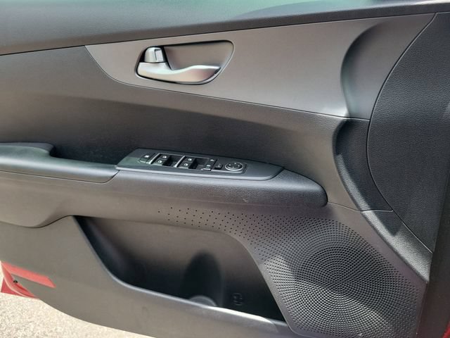 Used 2019 Kia Forte LXS FWD image 19