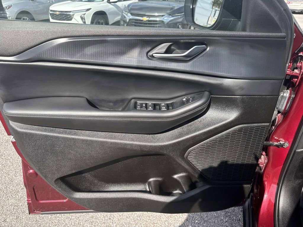 Used 2023 Jeep Grand Cherokee L Laredo image 19