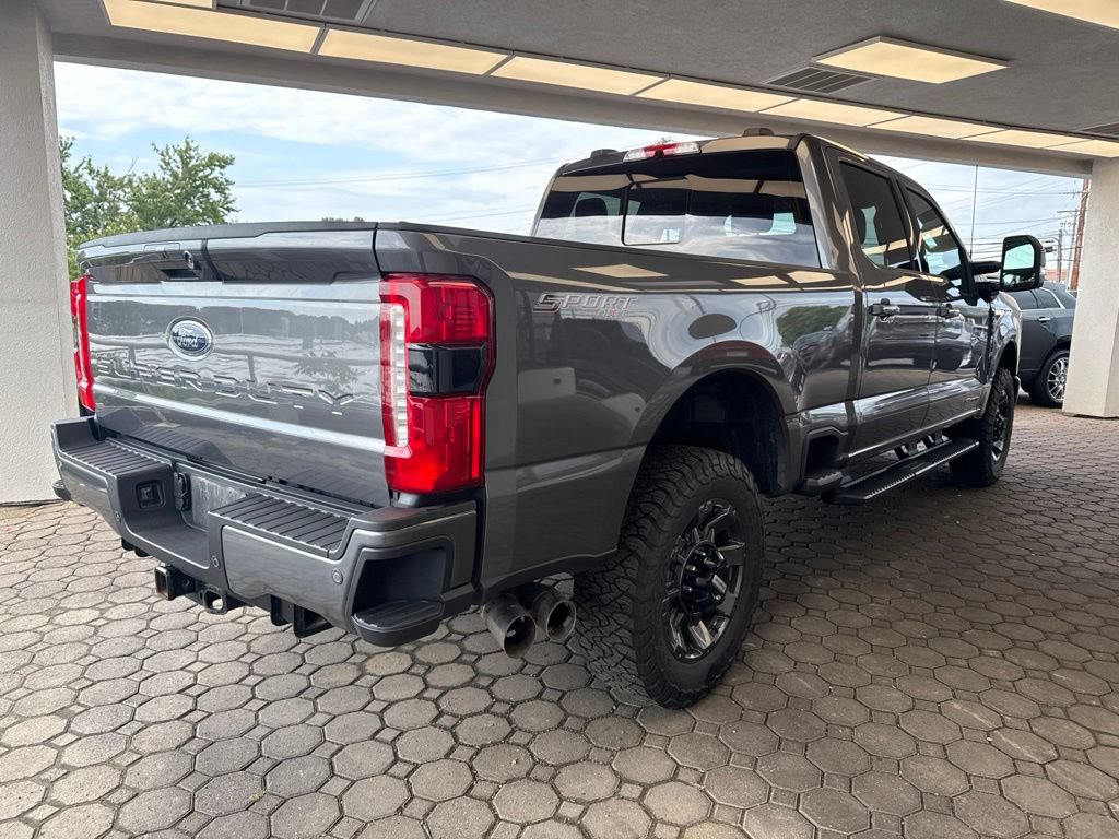 Used 2023 Ford F250 Lariat w/ Lariat Ultimate Package AWD/4WD image 6