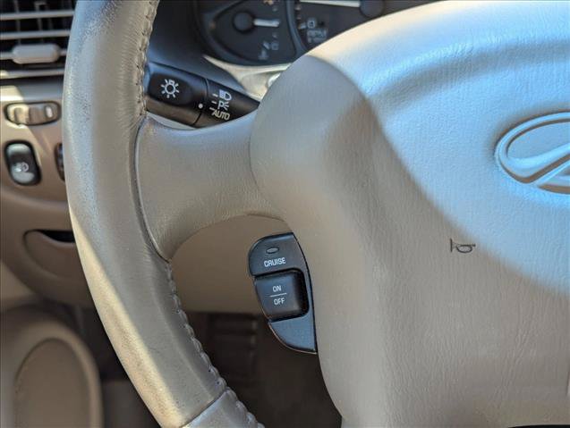 Used 2003 Oldsmobile Alero GL FWD image 10