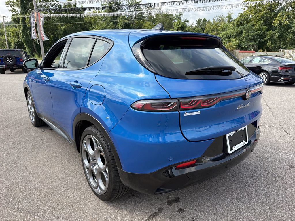 Used 2025 Alfa Romeo Tonale w/ Premium Package AWD/4WD image 6