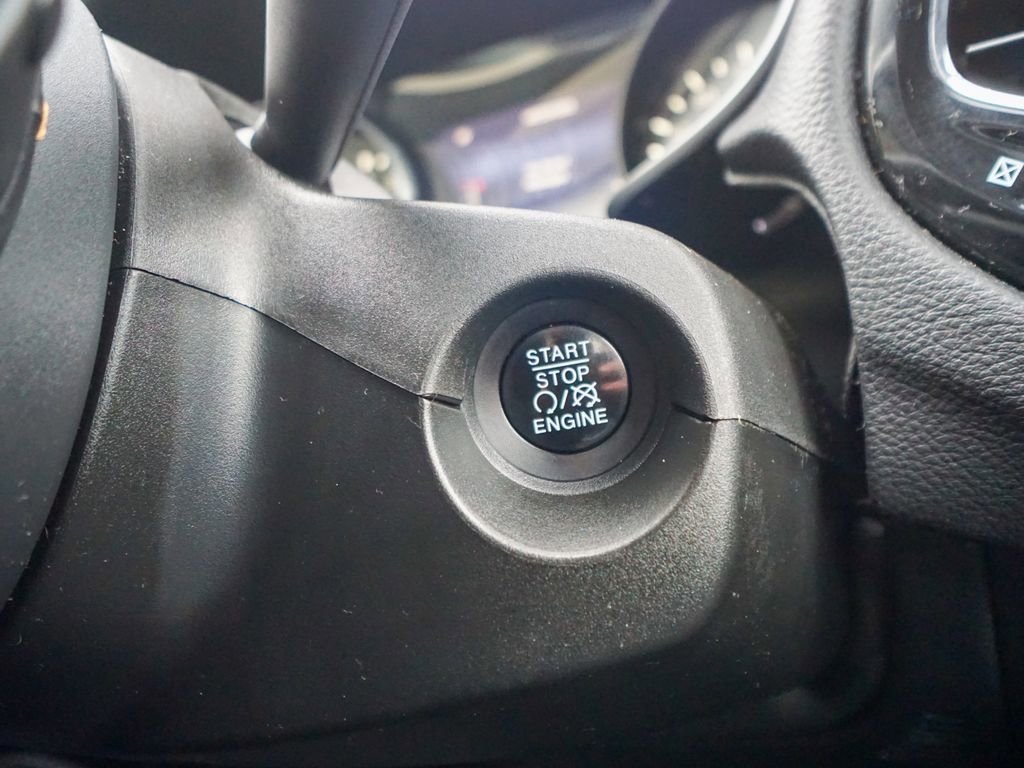 Used 2018 Jeep Compass Limited image 20