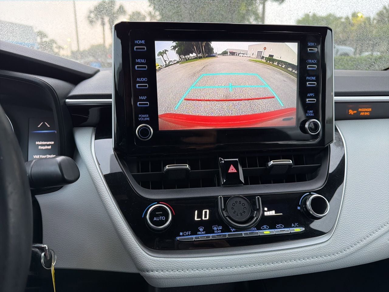 Used 2020 Toyota Corolla SE FWD image 11