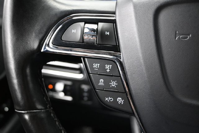 Used 2022 Lincoln Navigator L Reserve AWD/4WD image 34