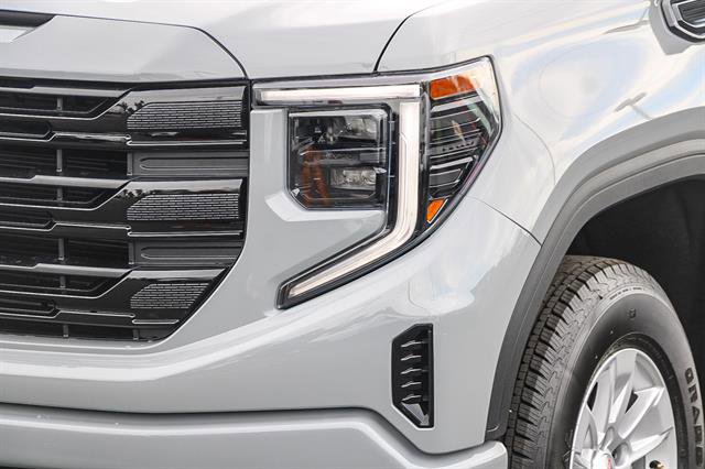 Used 2024 GMC Sierra 1500 Elevation image 8