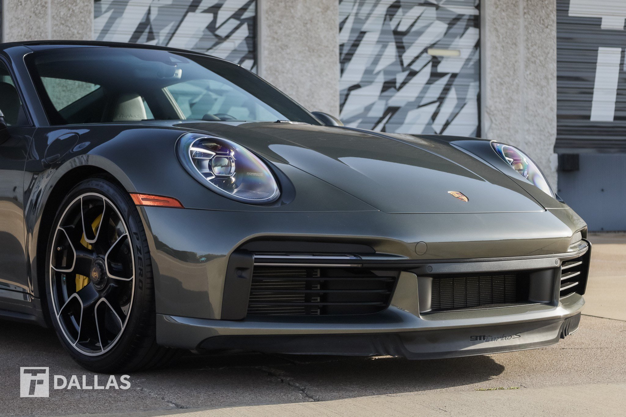 Used 2022 Porsche 911 Turbo S AWD/4WD image 3