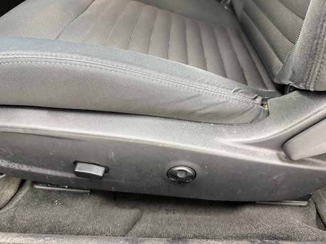 Used 2013 Dodge Challenger R/T image 25