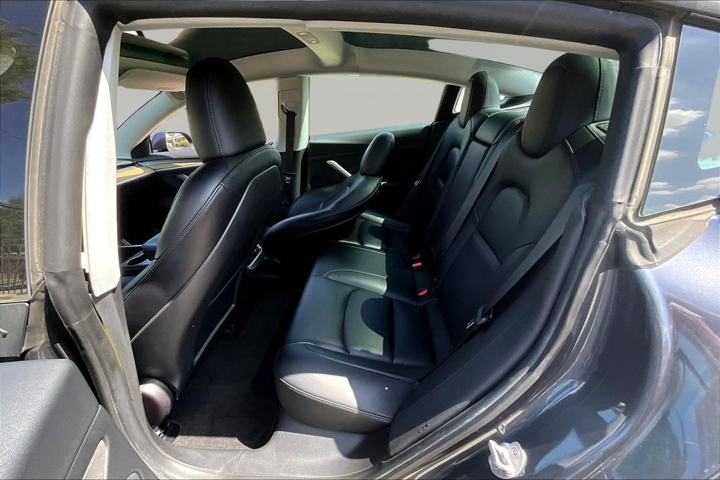 Used 2021 Tesla Model 3 Performance AWD/4WD image 19