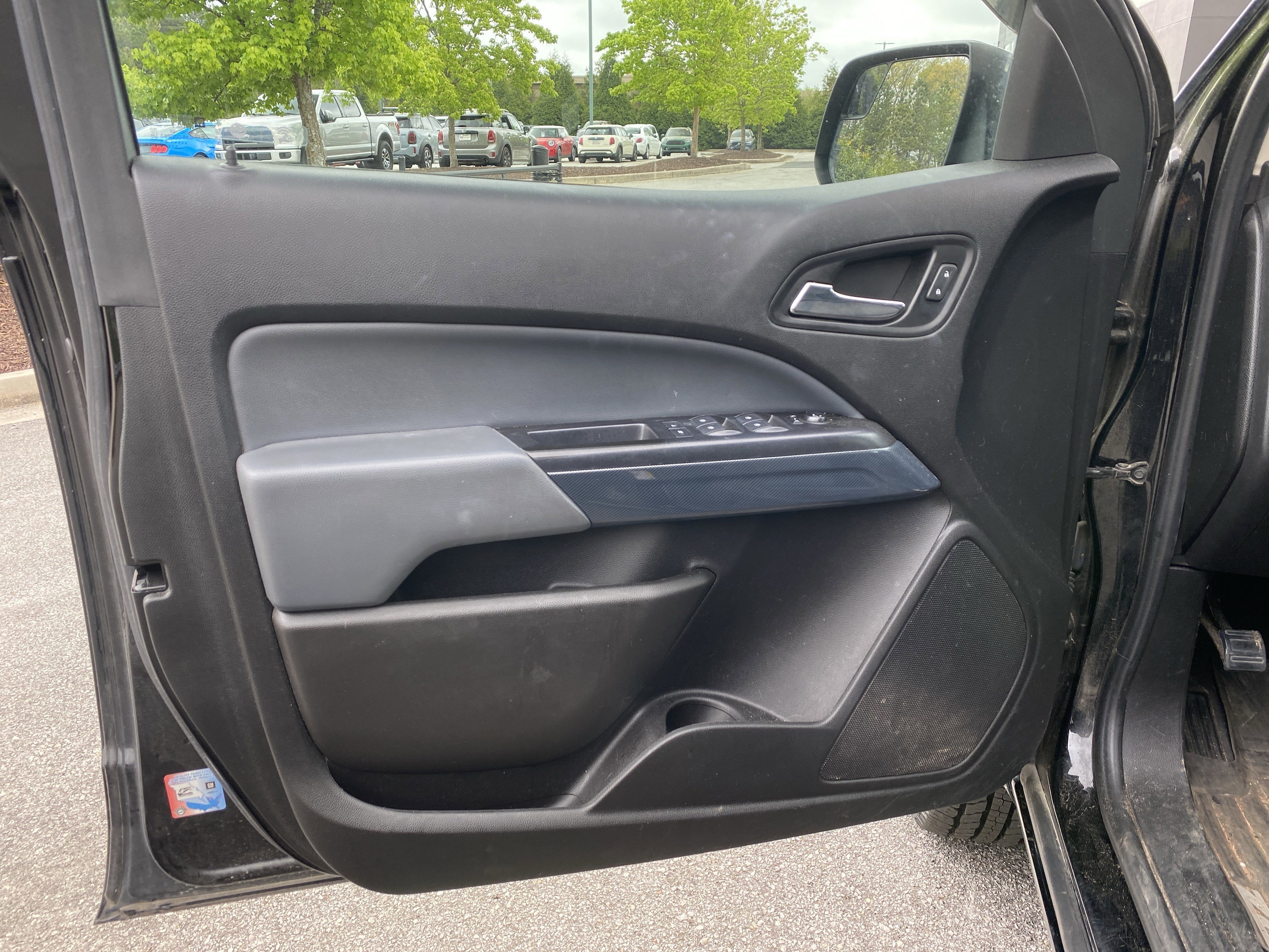 Used 2019 Chevrolet Colorado Z71 image 15