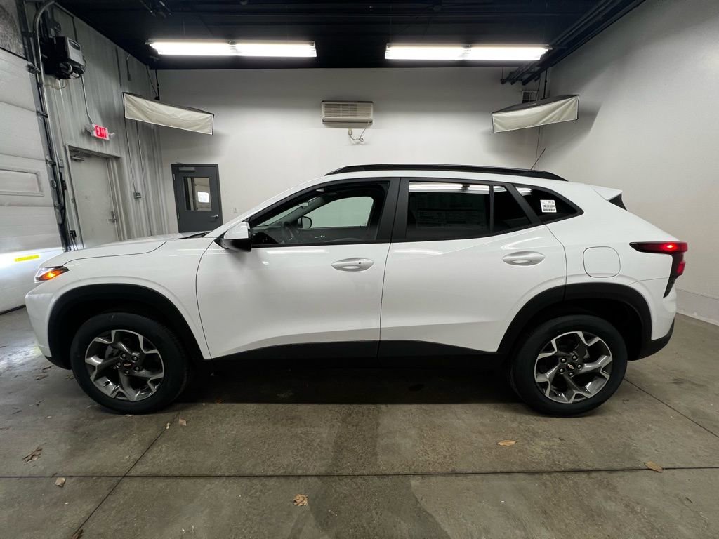 New 2026 Chevrolet Trax LT w/ LT Convenience Package image 5