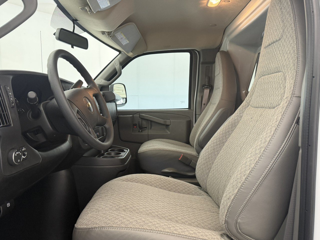 Used 2025 Chevrolet Express 2500 w/ Driver Convenience Package RWD image 17