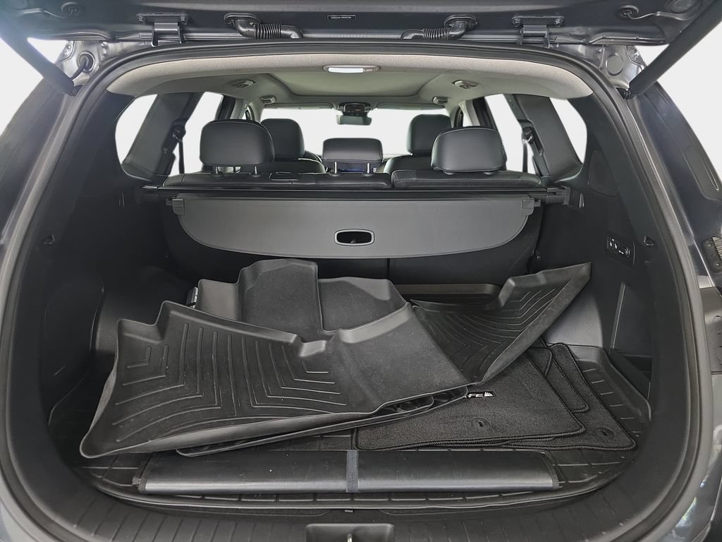 Used 2022 Hyundai Santa Fe Limited FWD image 30