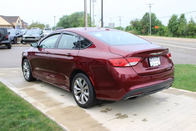 Used 2015 Chrysler 200 S FWD image 25