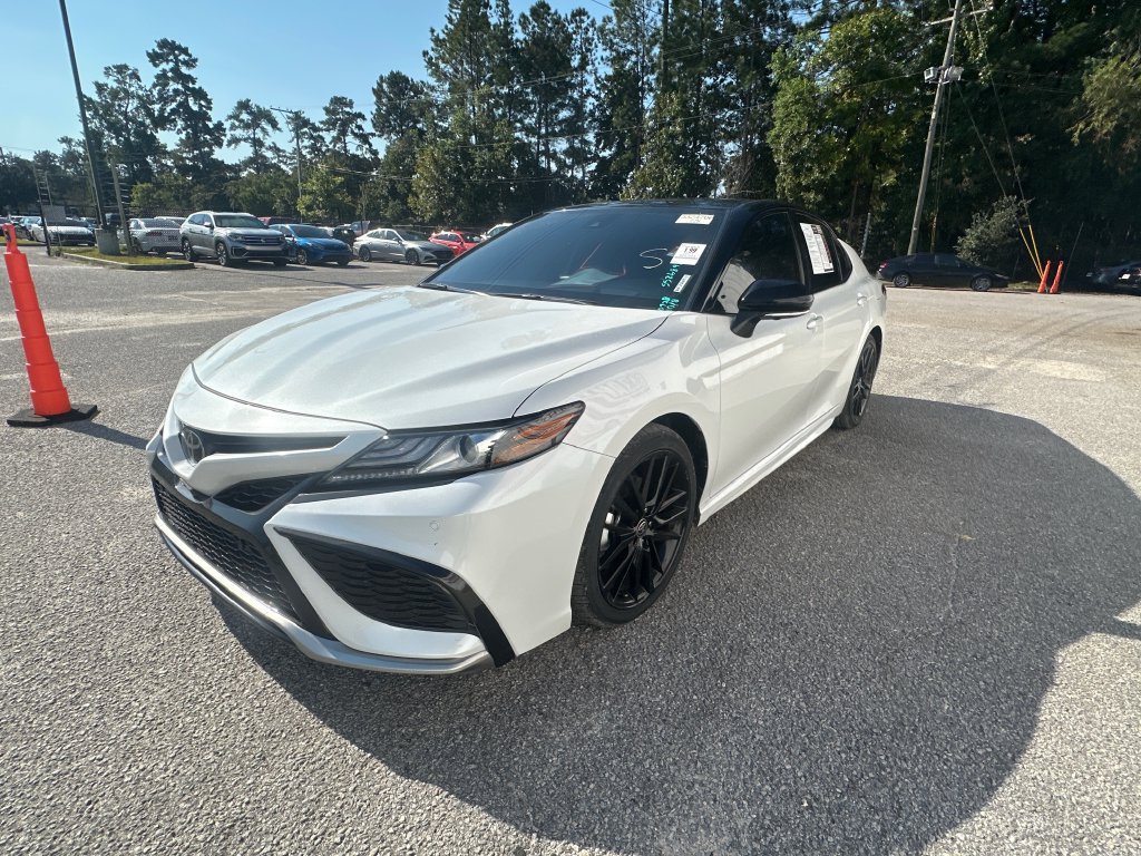 Used 2024 Toyota Camry XSE w/ Navigation Package FWD image 3