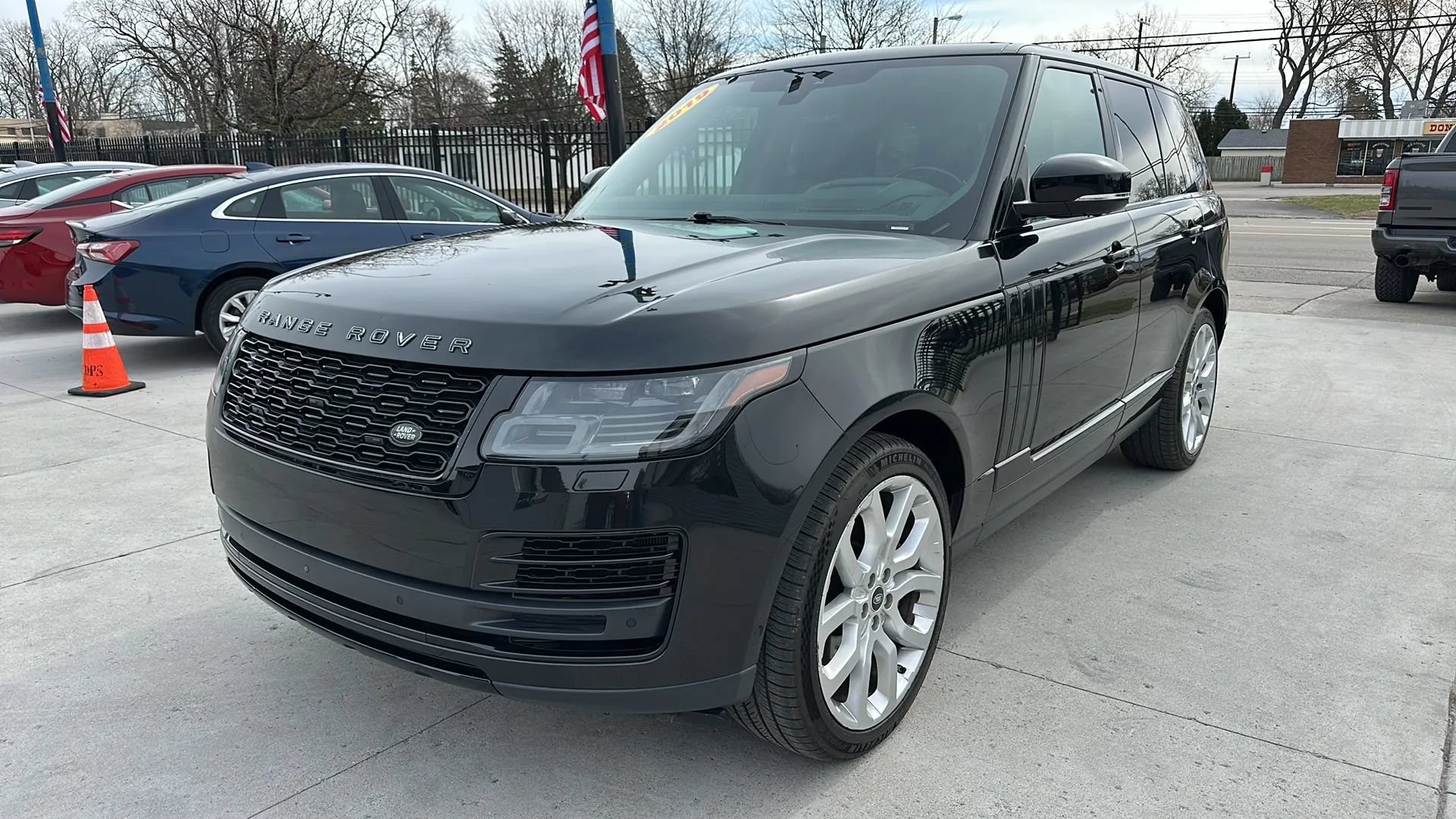 Used 2019 Land Rover Range Rover SV Autobiography Dynamic AWD/4WD image 1