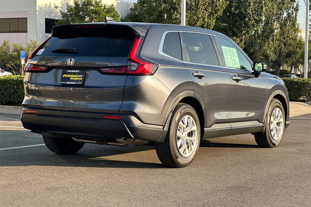Certified 2025 Honda CR-V LX image 4