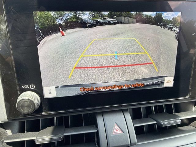 Certified 2025 Toyota RAV4 LE AWD/4WD image 29