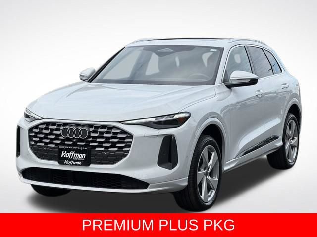 Certified 2025 Audi Q5 Premium w/ Premium Plus AWD/4WD image 4