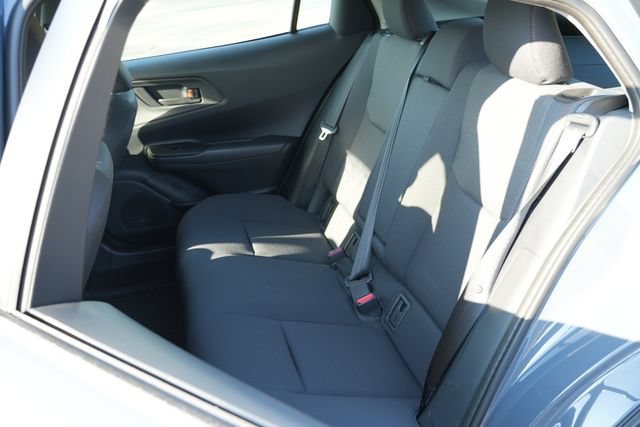 Used 2026 Toyota Prius Plug-In Hybrid FWD image 15