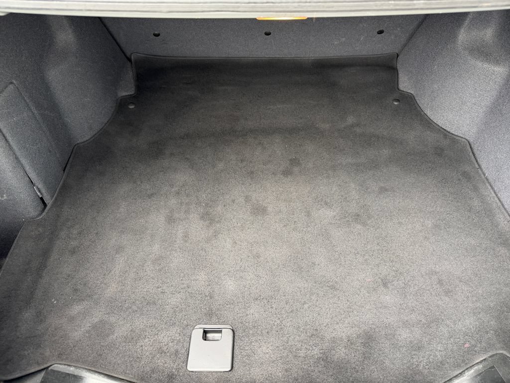 Used 2001 Mercedes-Benz C 320 Sedan image 20