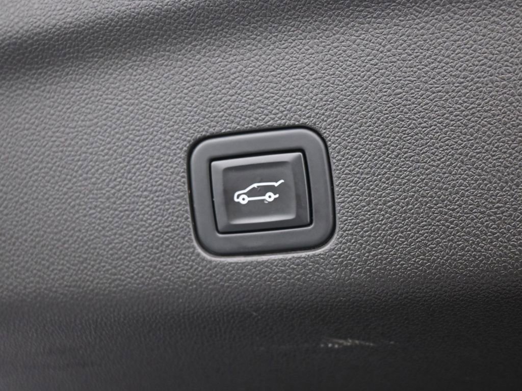 Used 2021 Chevrolet Tahoe High Country image 42