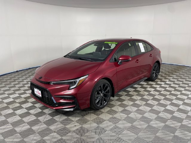 Used 2026 Toyota Corolla SE w/ SE Package FWD image 1