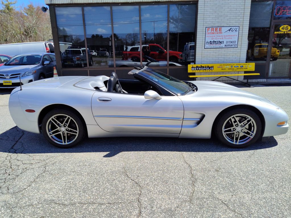 Used 2003 Chevrolet Corvette Convertible w/ Preferred Equipment Group1 image 9