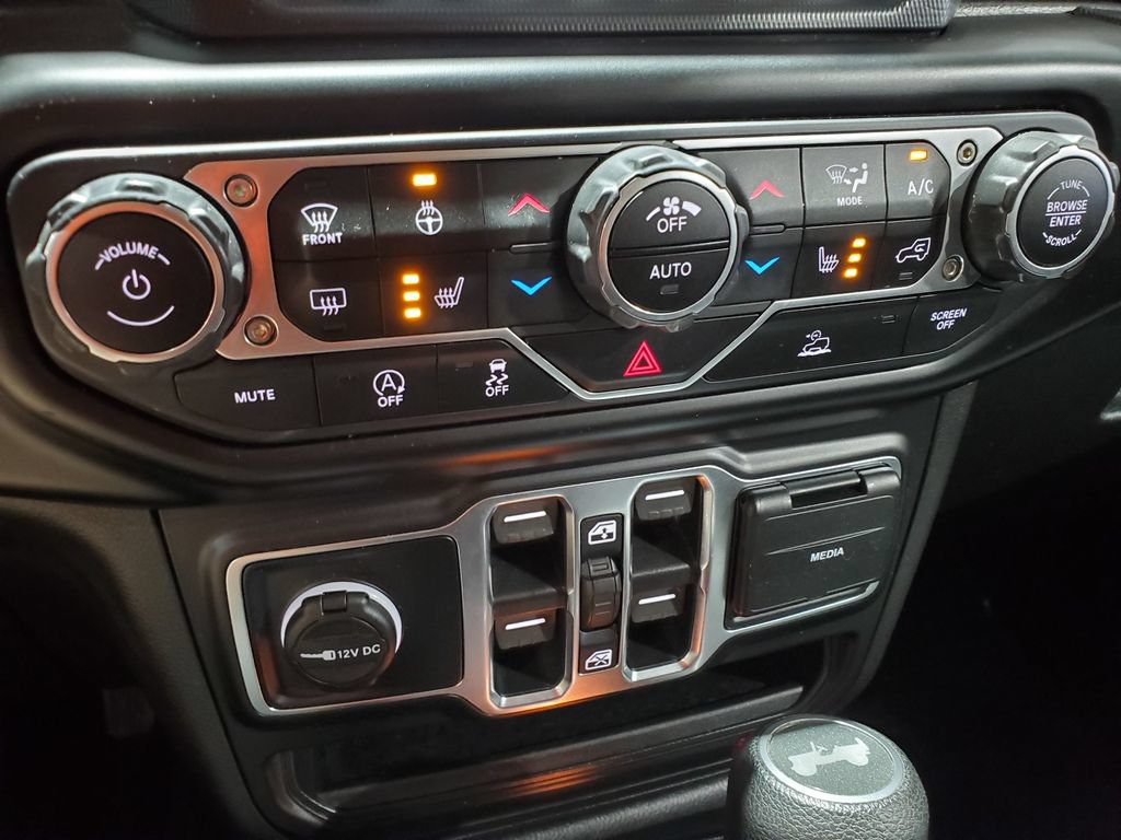 Used 2021 Jeep Wrangler Unlimited Sport AWD/4WD image 35
