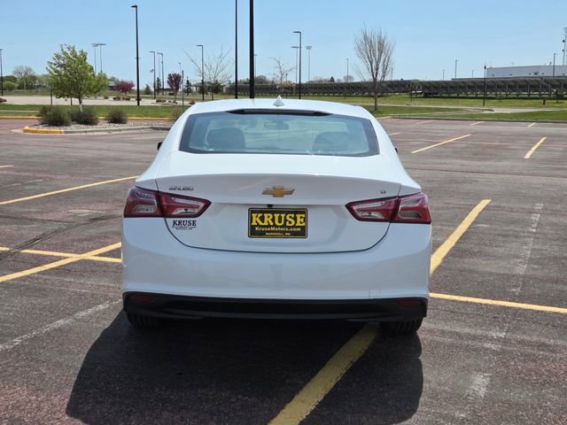 Used 2019 Chevrolet Malibu LT FWD image 4