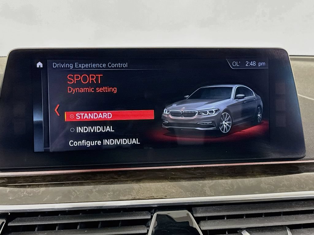 Used 2017 BMW 530i xDrive AWD/4WD image 38