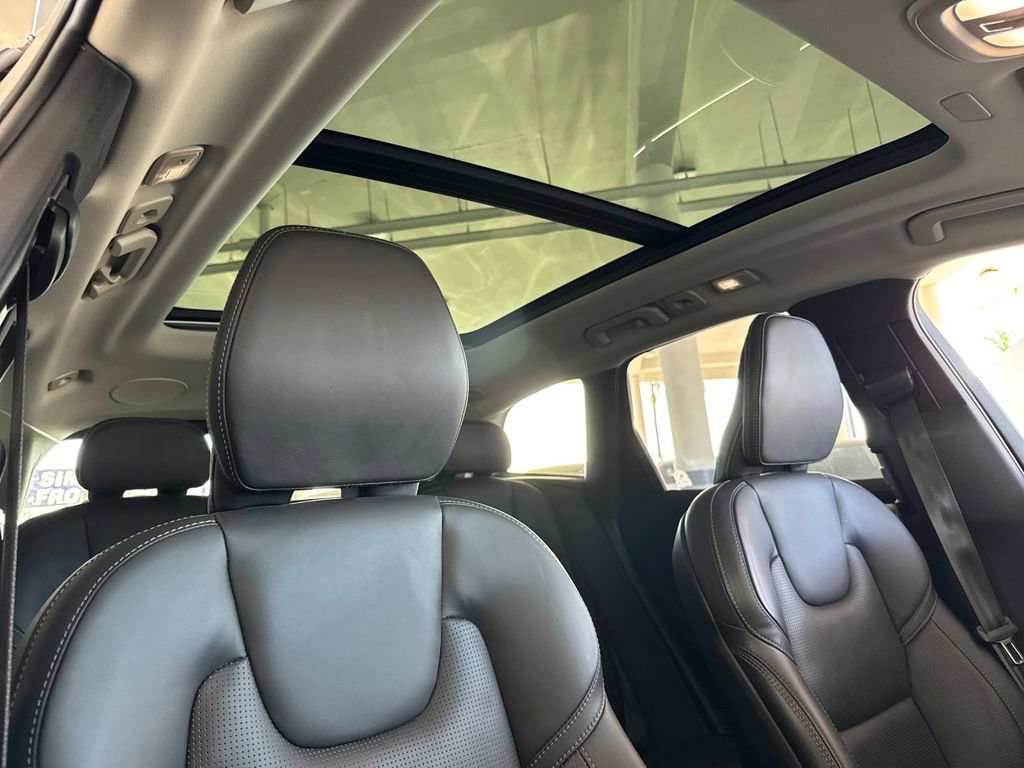 Certified 2023 Volvo XC60 B5 Ultimate AWD/4WD image 16
