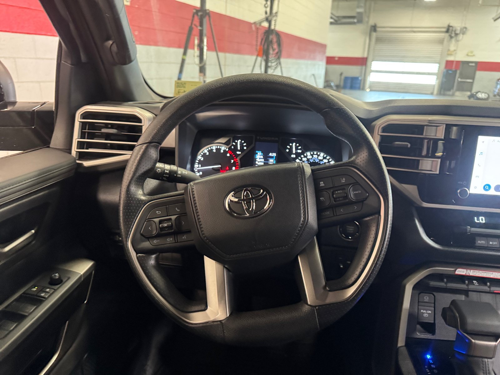 Certified 2026 Toyota Tundra SR5 w/ SR5 Convenience Package AWD/4WD image 9