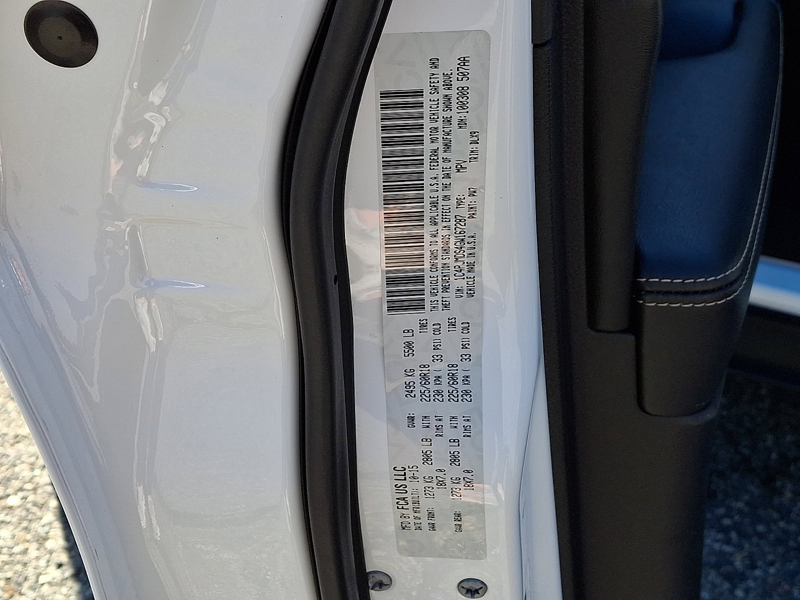 Certified 2016 Jeep Cherokee Limited w/ Luxury Group image 29