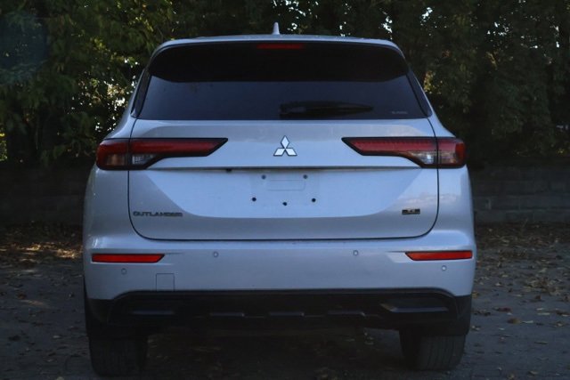 Used 2023 Mitsubishi Outlander SE Black Edition